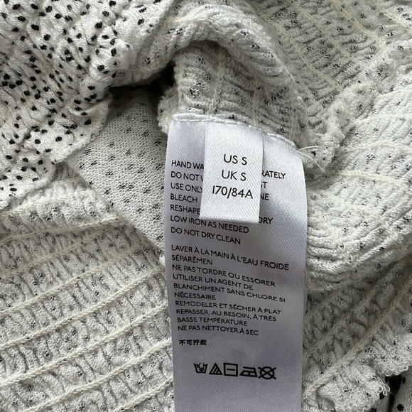 UO Polka Dot Long Sleeve - Picture 6 of 6